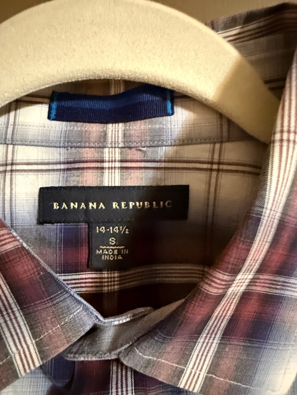 Banana Republic Men's Plaid Button-Down Shirt in Burgundy and Blue